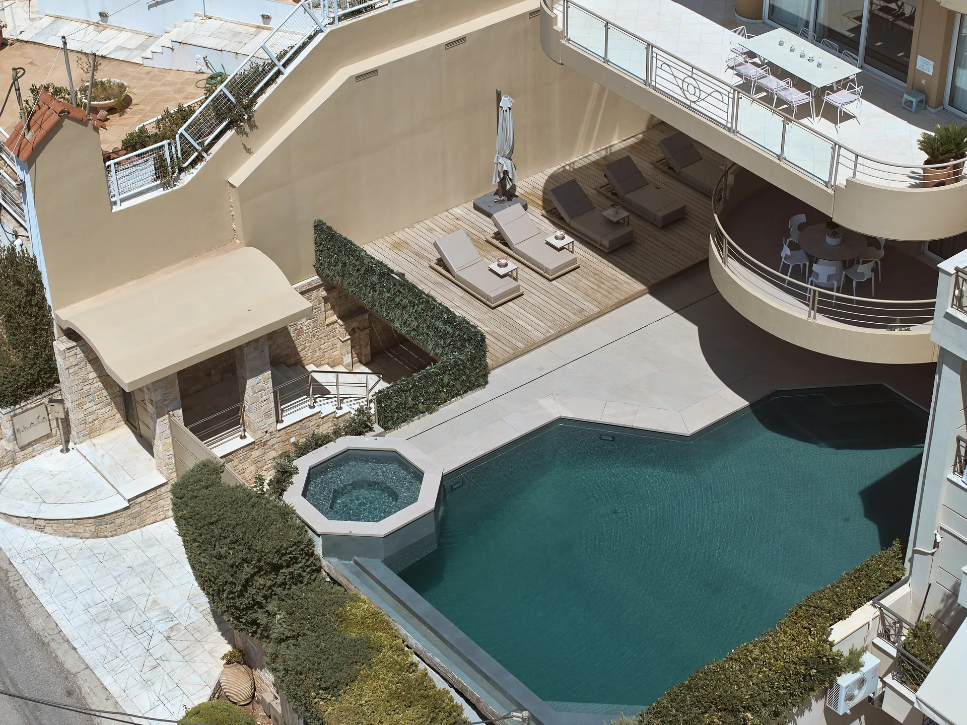 Camelia Residence Voula Crystal Green Properties 66