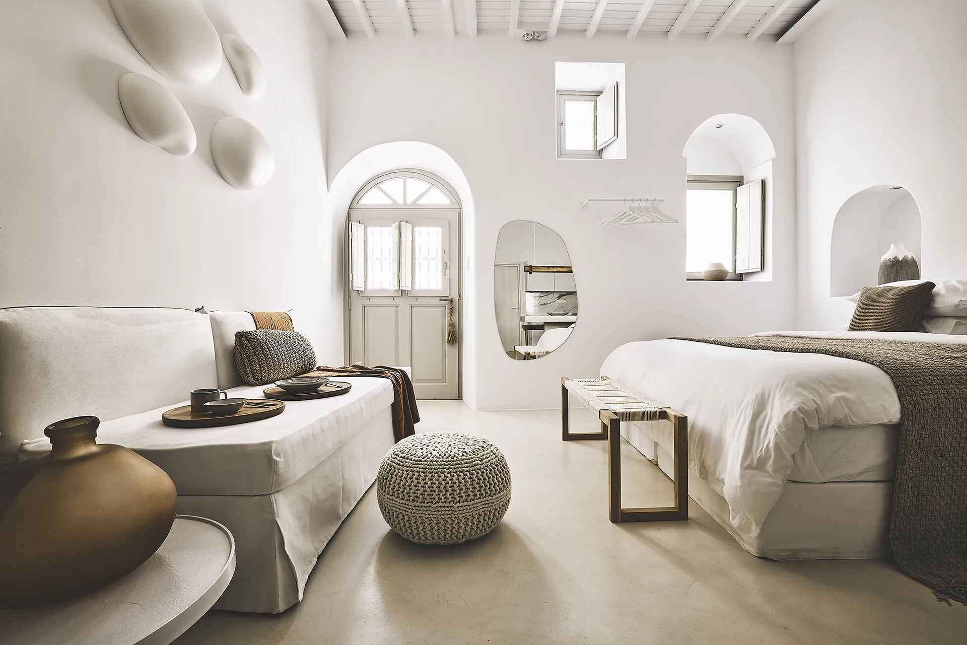 Caparis Suite Mykonos Crystal Green Properties 01