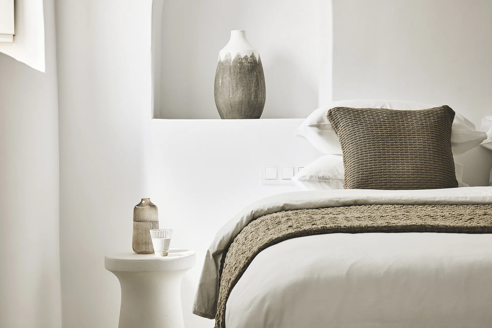 Caparis Suite Mykonos Crystal Green Properties 011