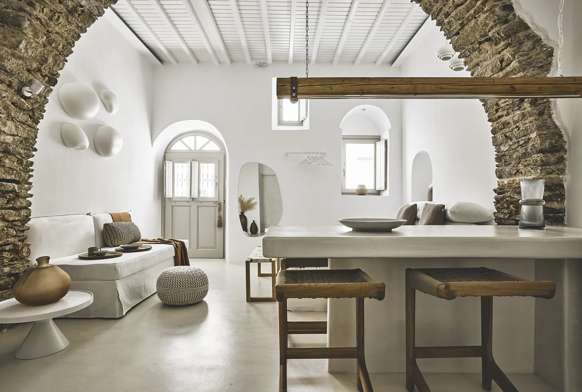 Caparis Suite Mykonos Crystal Green Properties 02