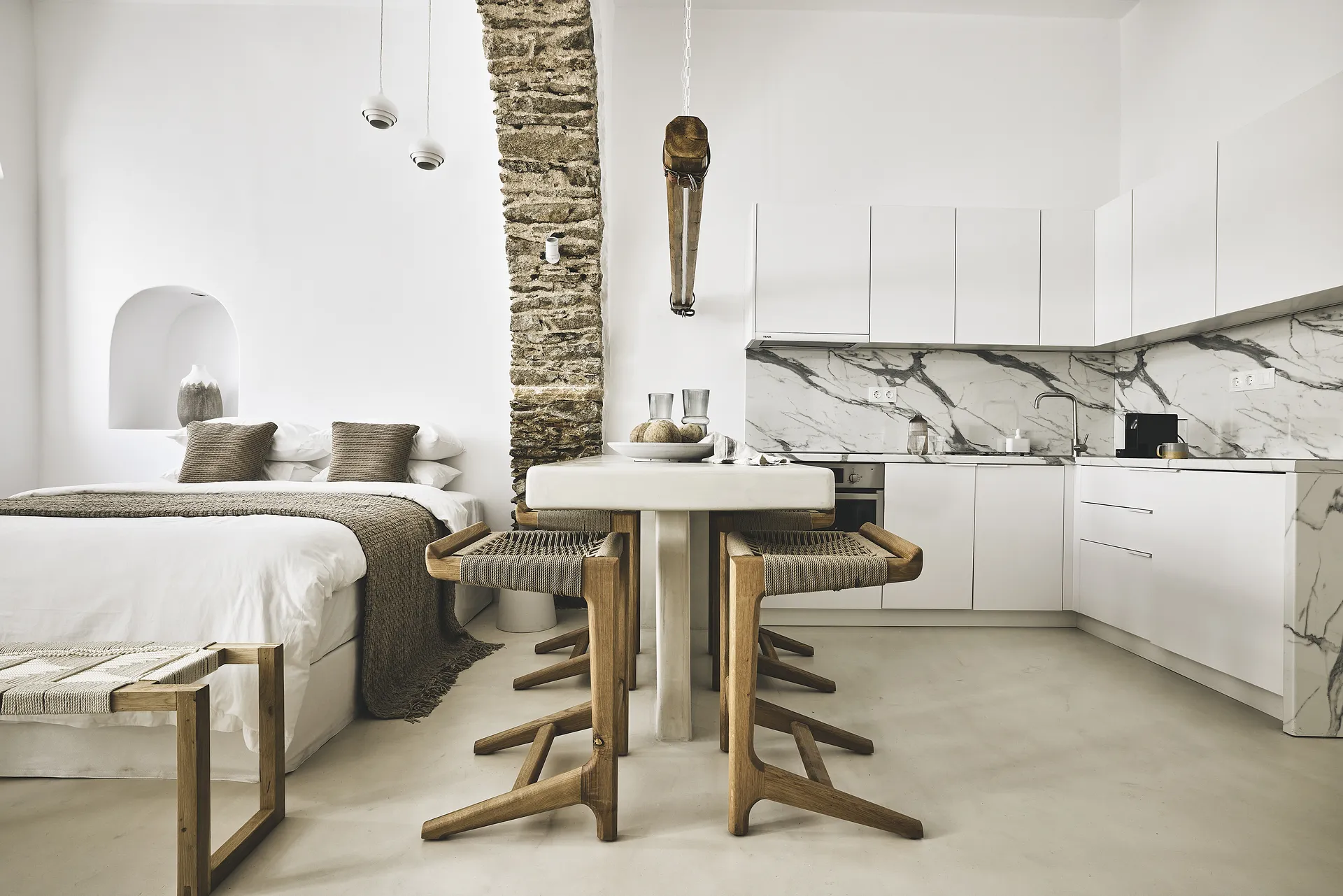 Caparis Suite Mykonos Crystal Green Properties 03