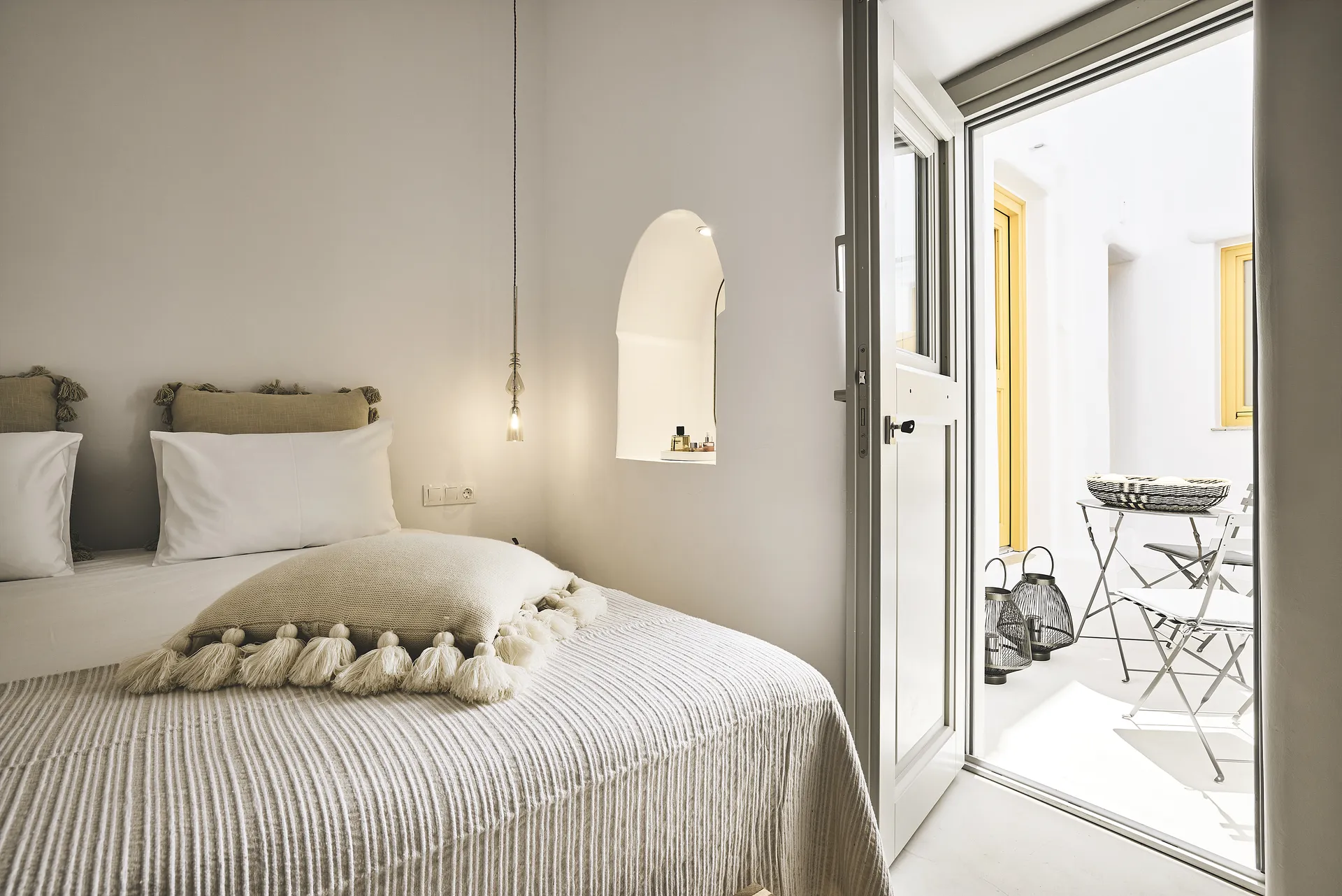 Caparis Suite Mykonos Crystal Green Properties 033