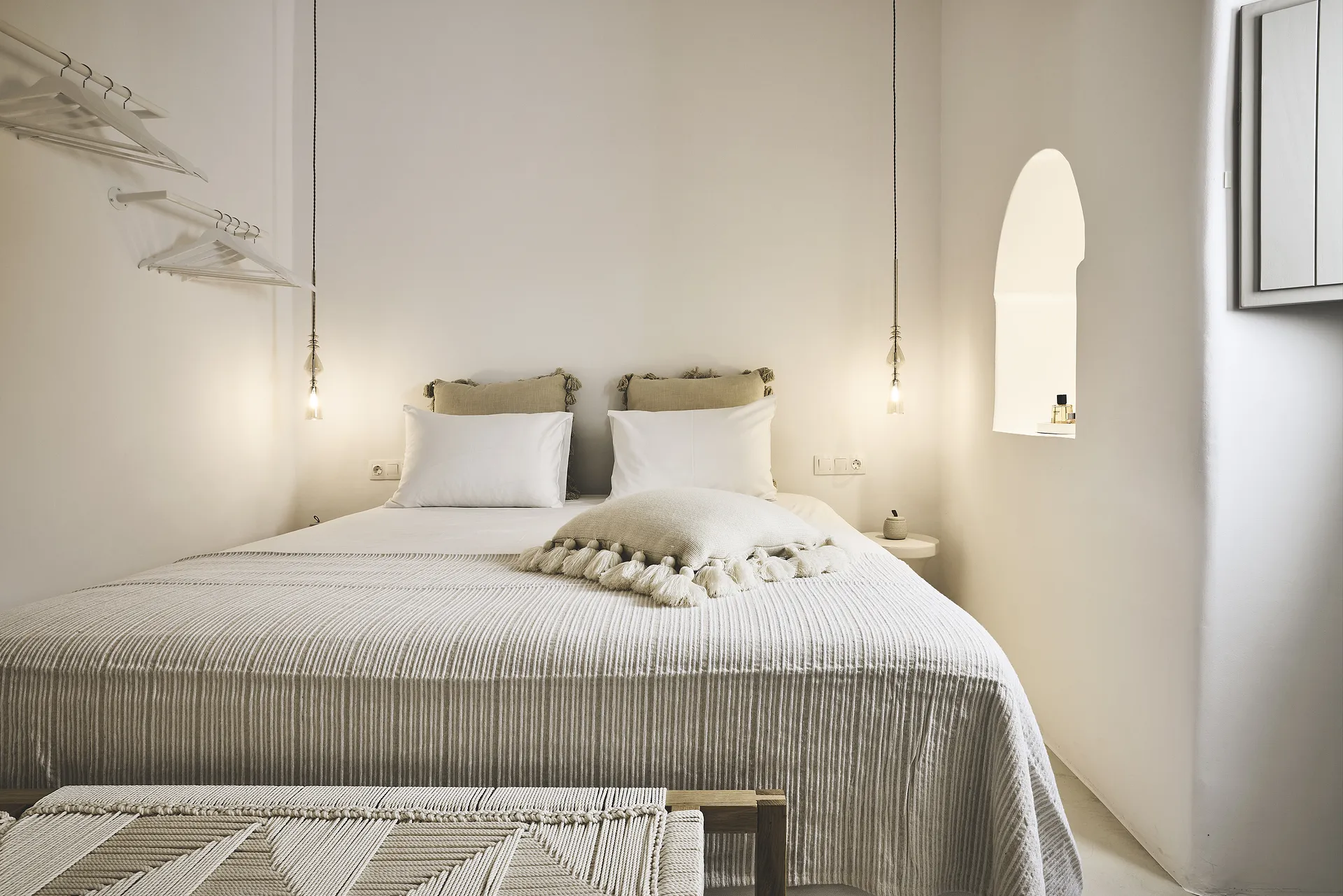 Caparis Suite Mykonos Crystal Green Properties 034
