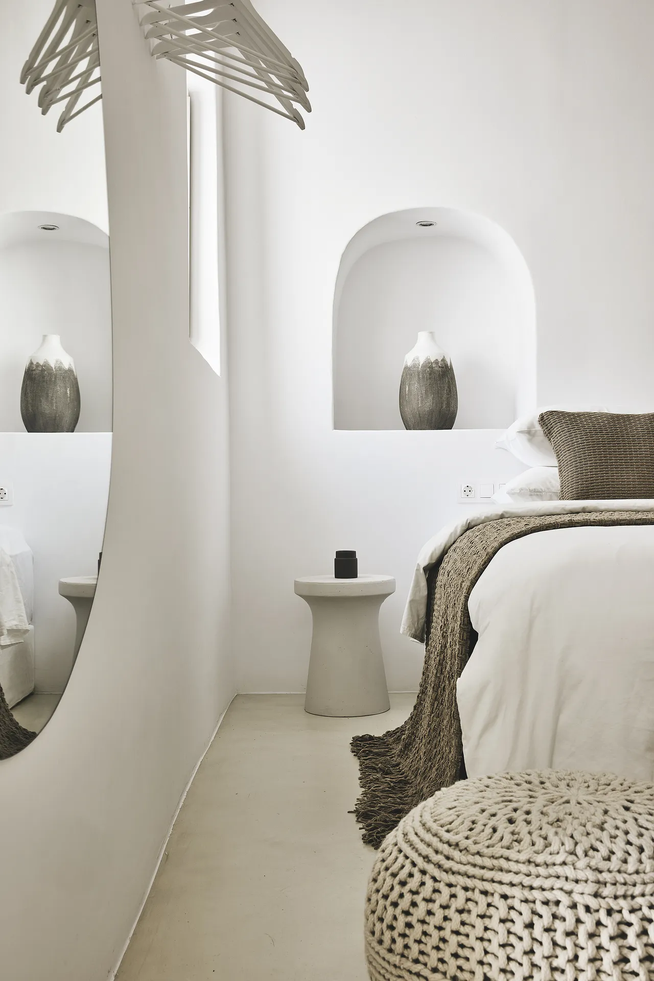 Caparis Suite Mykonos Crystal Green Properties 09