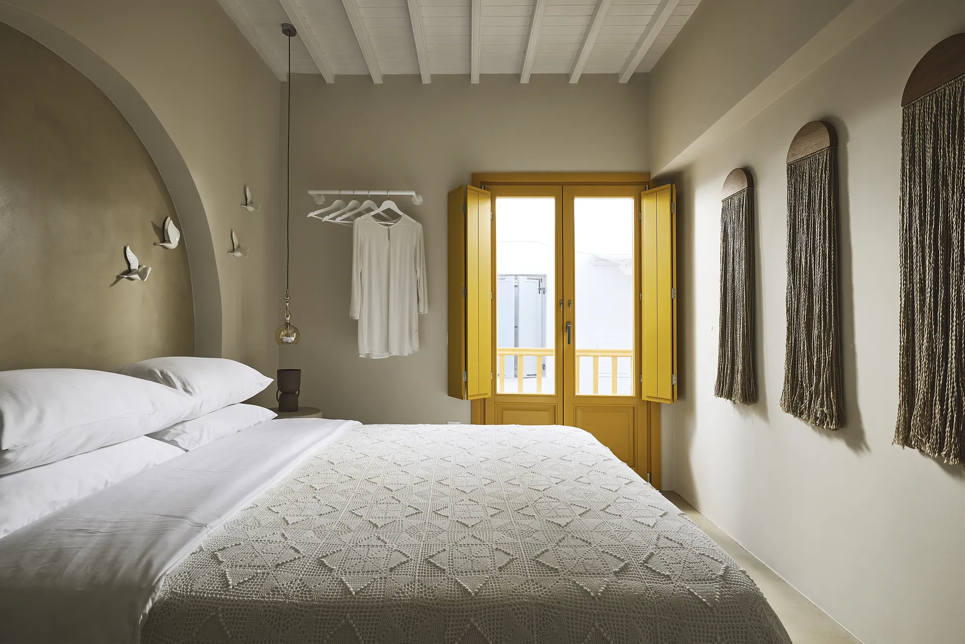 Iris Suite Mykonos Crystal Green Properties 011