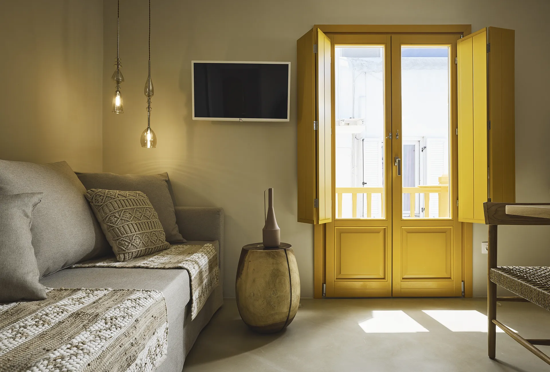 Iris Suite Mykonos Crystal Green Properties 031