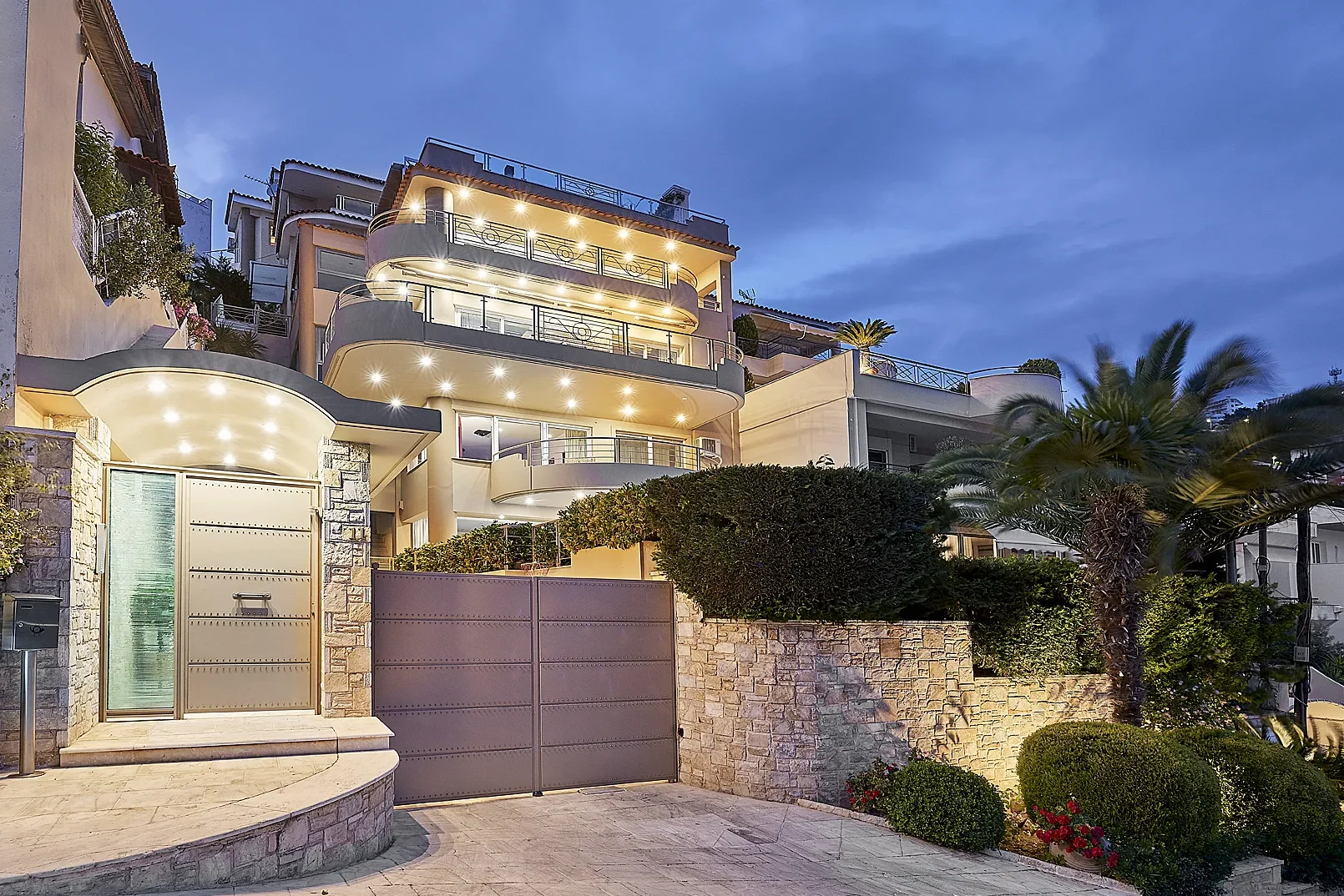 Lottus Studio Voula Crystal Green Properties 1