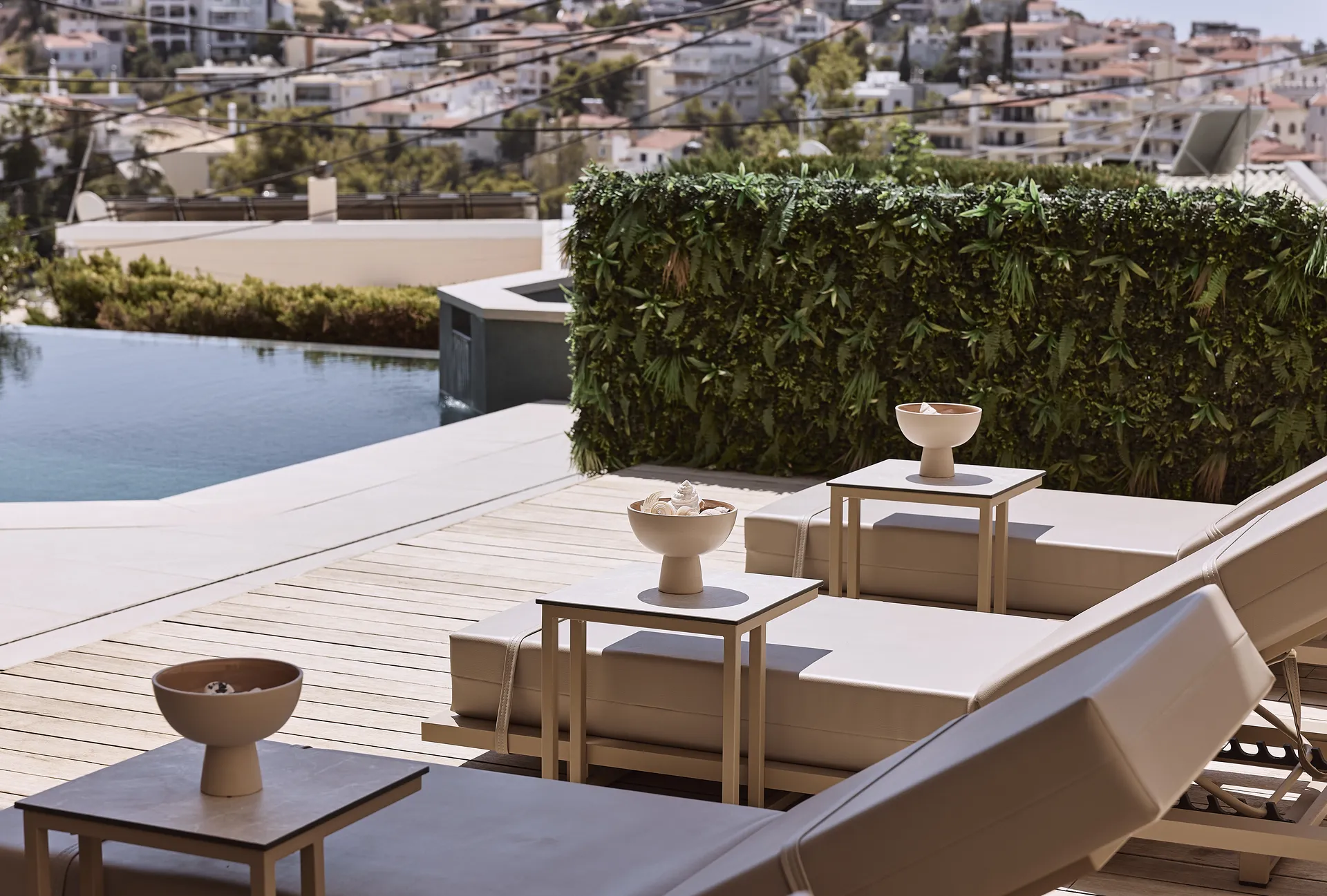 Lottus Studio Voula Crystal Green Properties 25