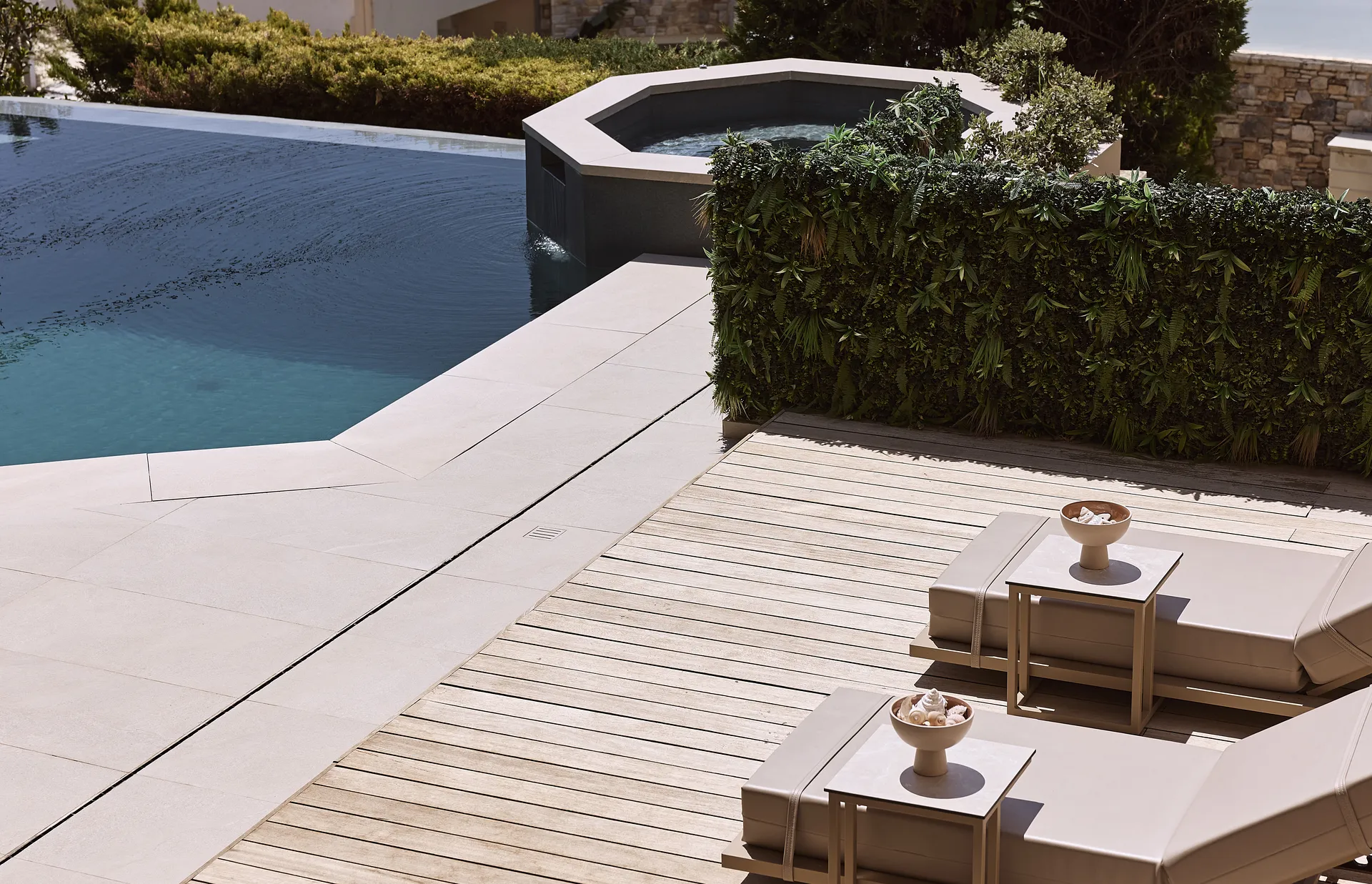 Lottus Studio Voula Crystal Green Properties 27