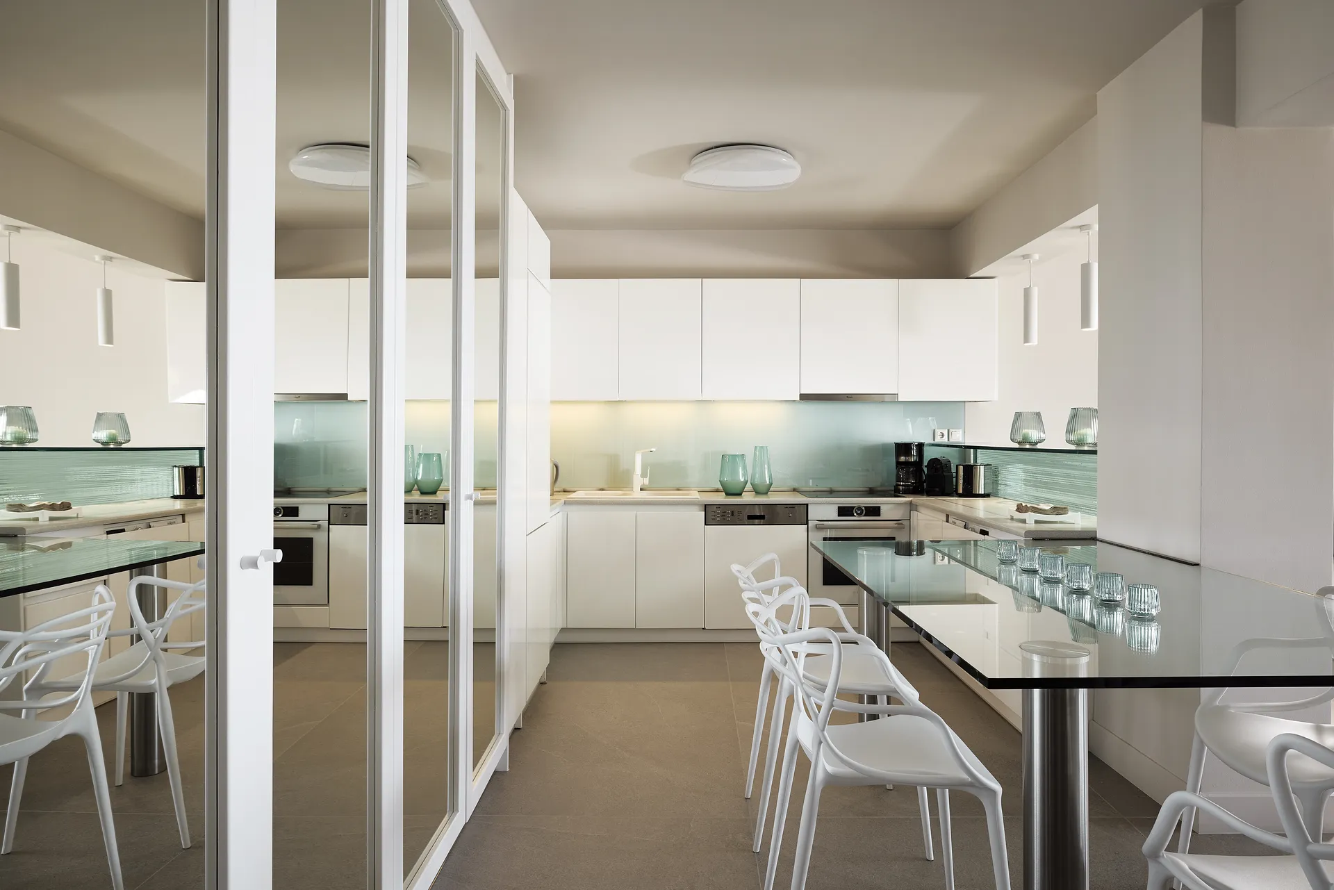 Lottus Studio Voula Crystal Green Properties 3