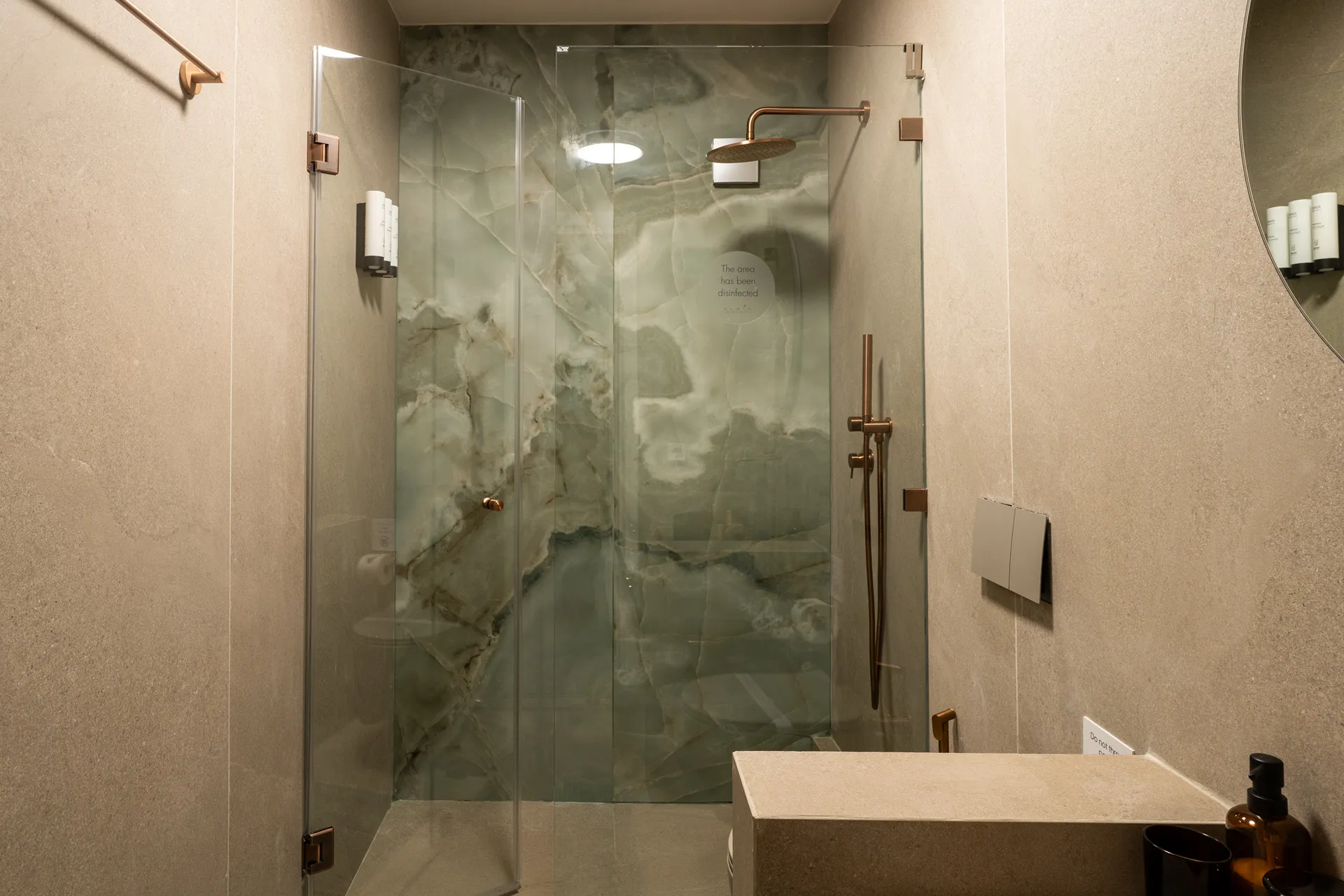 Lottus Studio Voula Crystal Green Properties 34