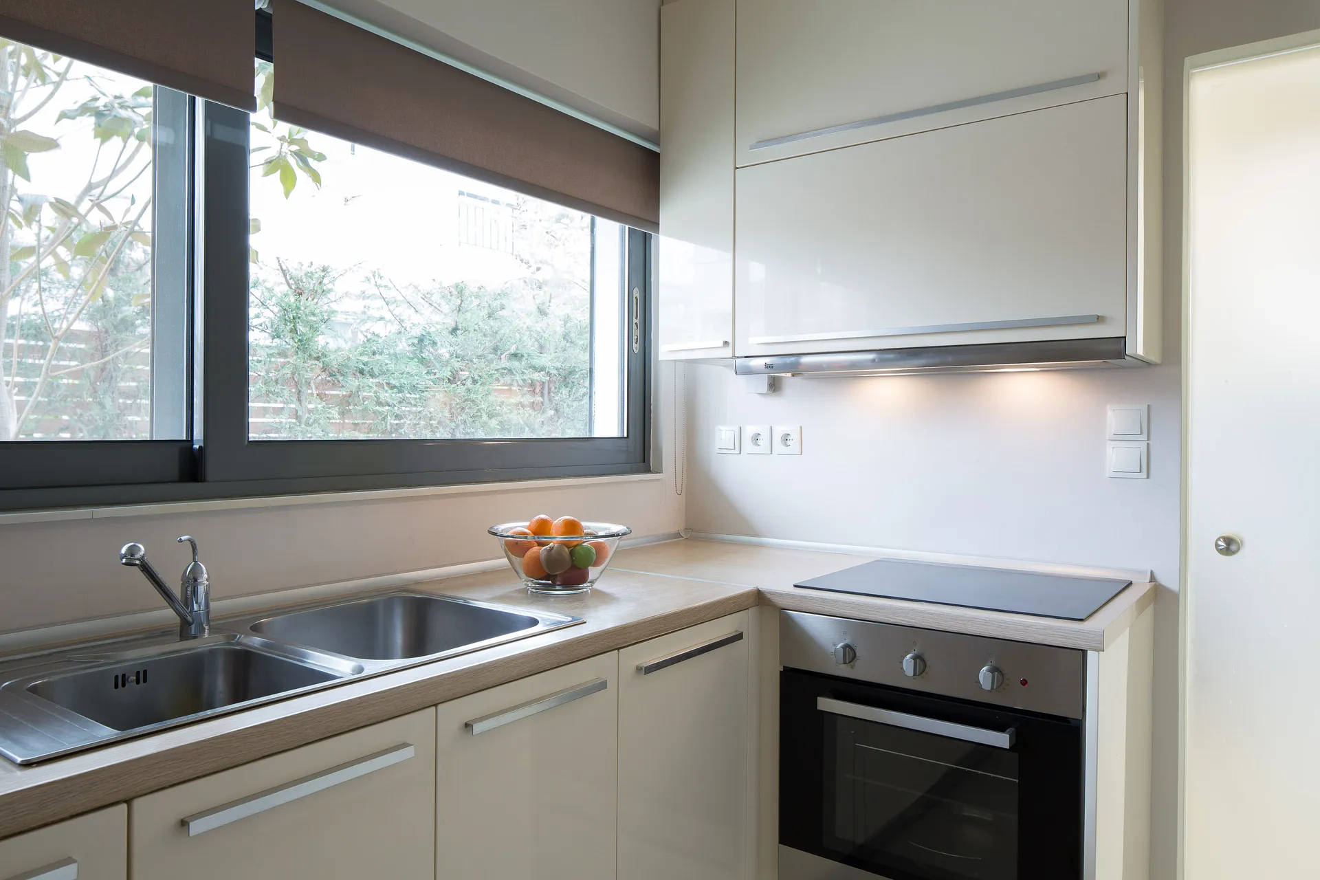 Magnolia Maisonette Glyfada Crystal Green Properties 12