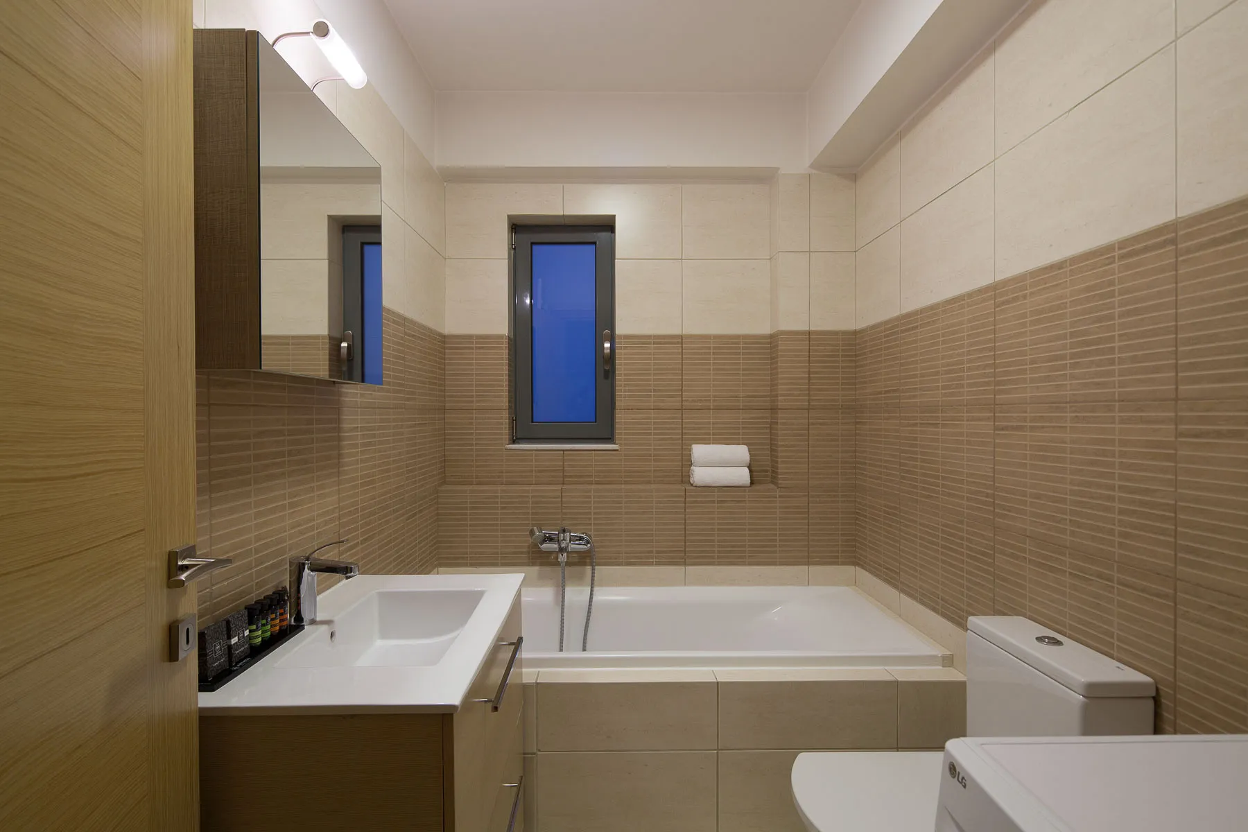 Magnolia Maisonette Glyfada Crystal Green Properties 27