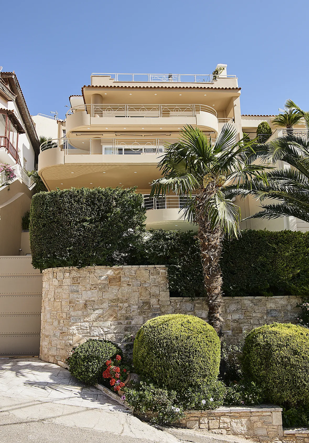 Peonie Maisonette Voula Crystal Green Properties 27
