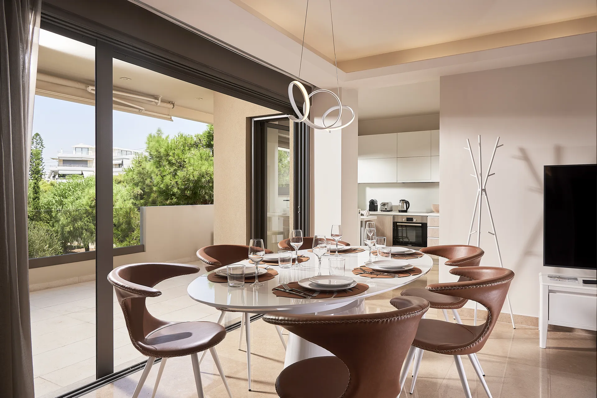 Peppermint Apartment Glyfada Crystal Green Properties 3
