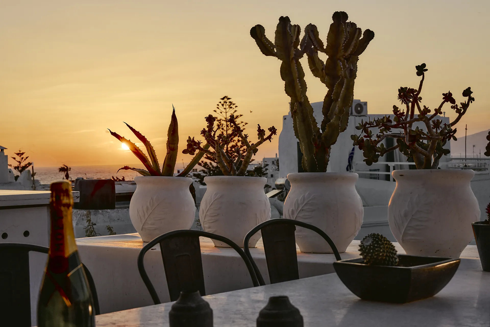 Picralis Penthouse Suite Mykonos Crystal Green Properties 2