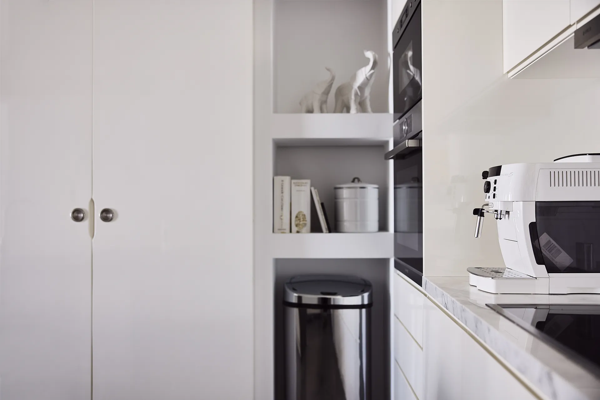 Picralis Penthouse Suite Mykonos Crystal Green Properties 26