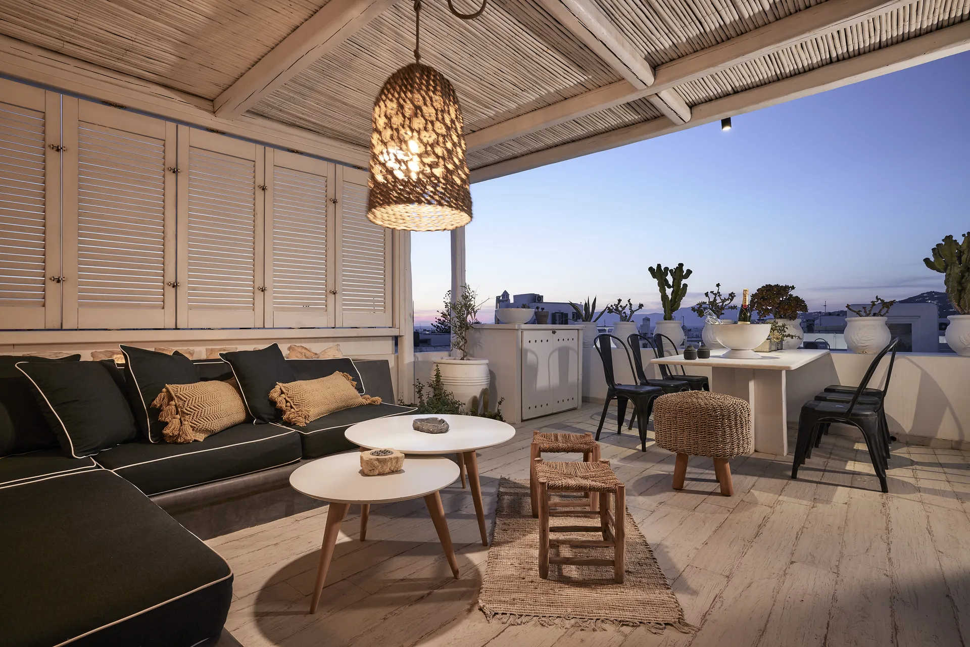 Picralis Penthouse Suite Mykonos Crystal Green Properties 4