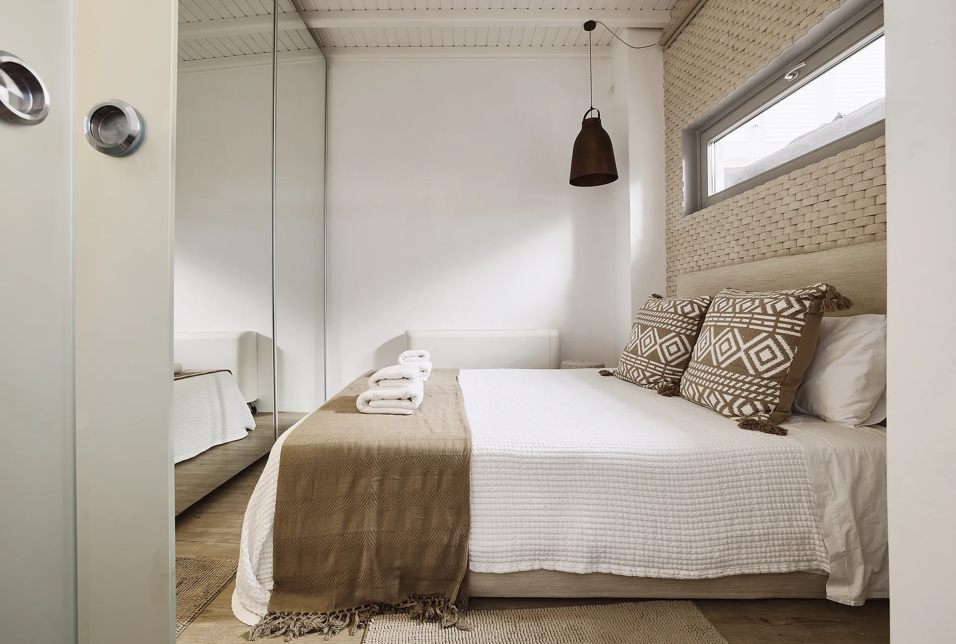 Picralis Penthouse Suite Mykonos Crystal Green Properties 41