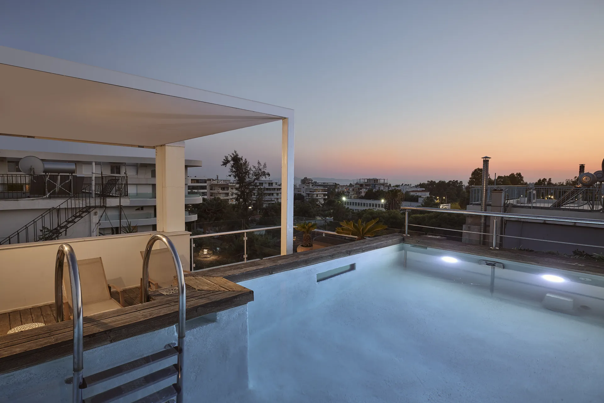 Saffron Penthouse Glyfada Crystal Green Properties 13