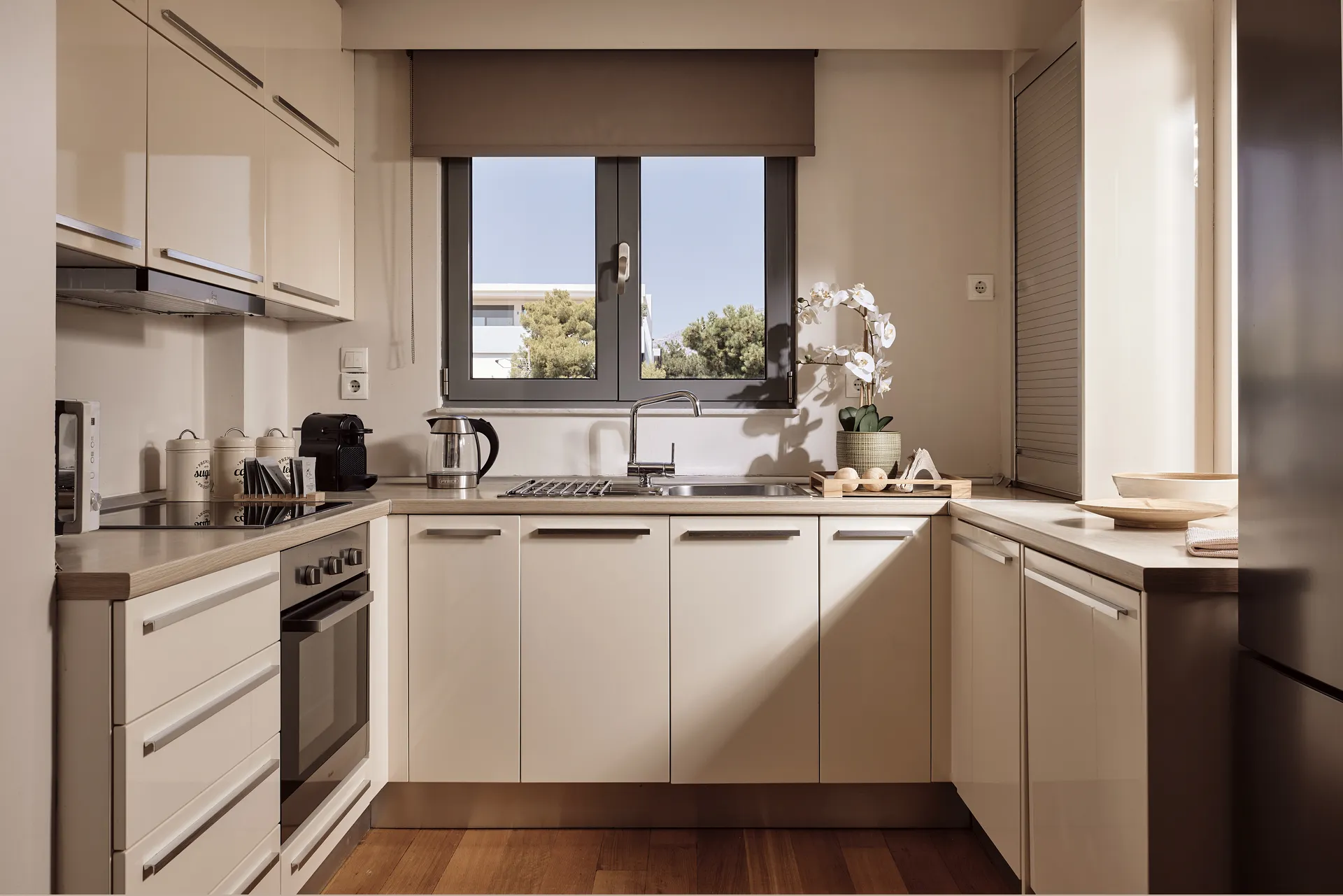 Saffron Penthouse Glyfada Crystal Green Properties 55
