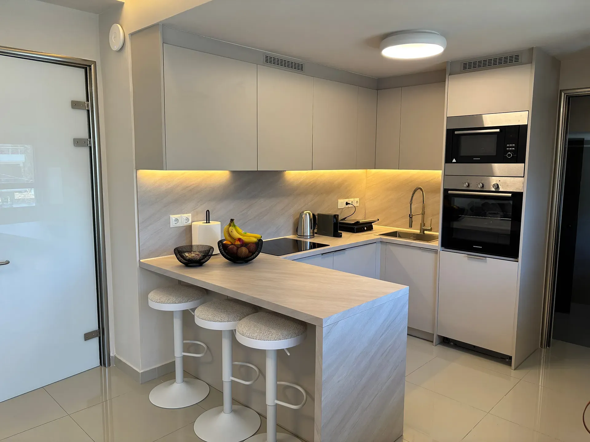 Jasmine Apartment Glyfada Crystal Green Signature Properties 8