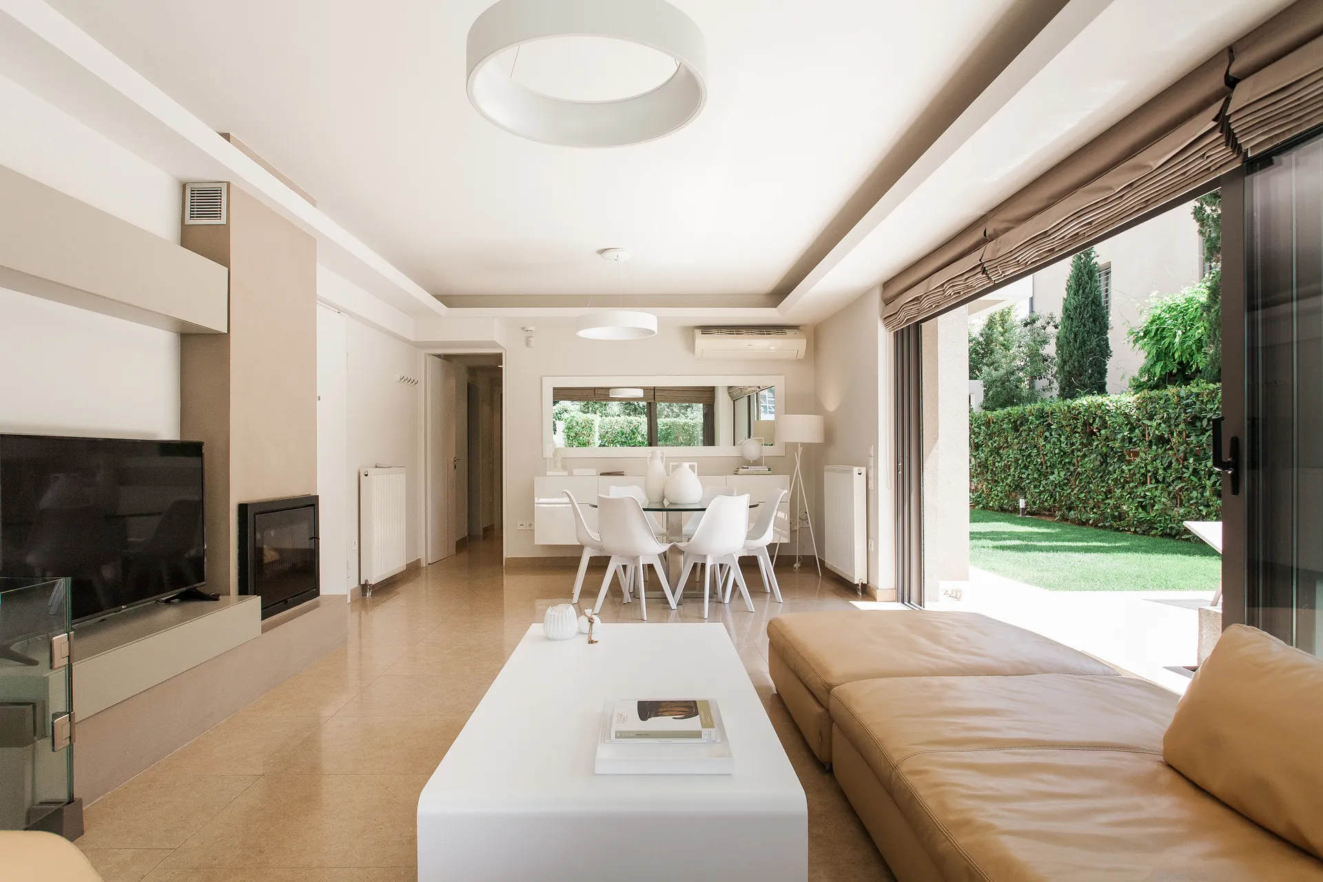 Oregano Suite Glyfada Crystal Green Signature Properties 19