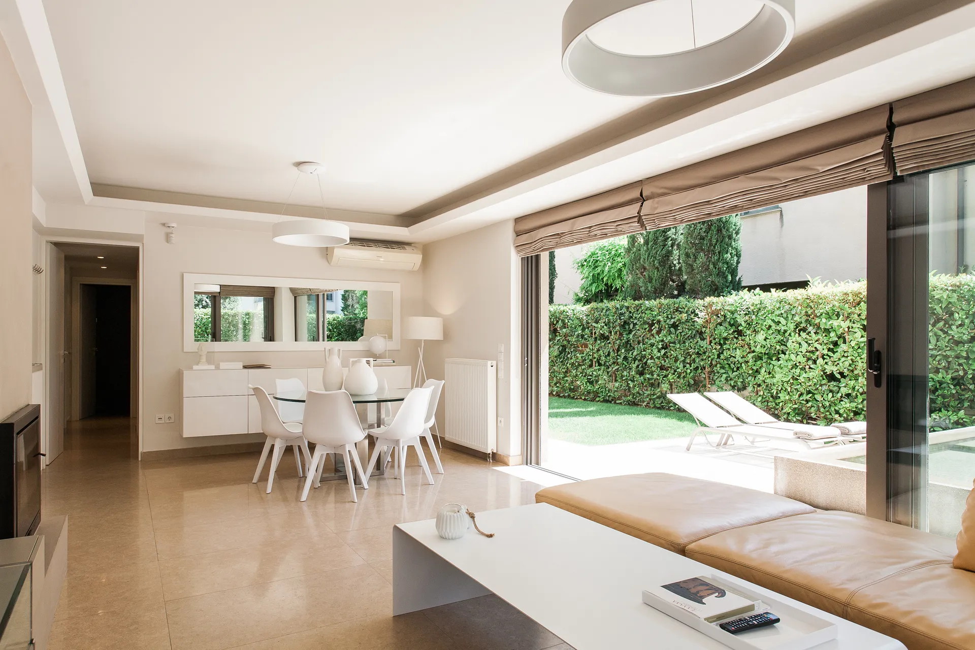 Oregano Suite Glyfada Crystal Green Signature Properties 20